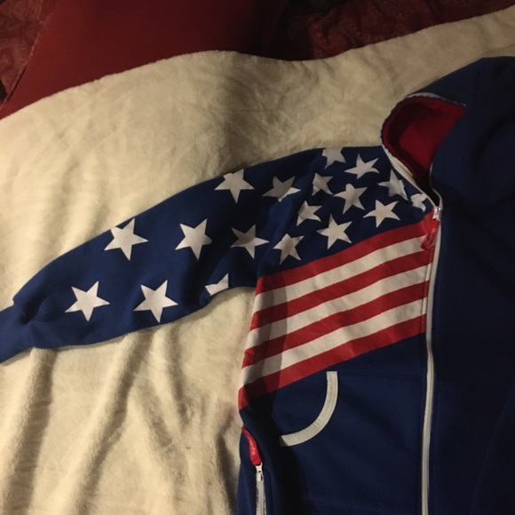 🇺🇸ONESIE ALERT🇺🇸!!! - Picture 2 of 3